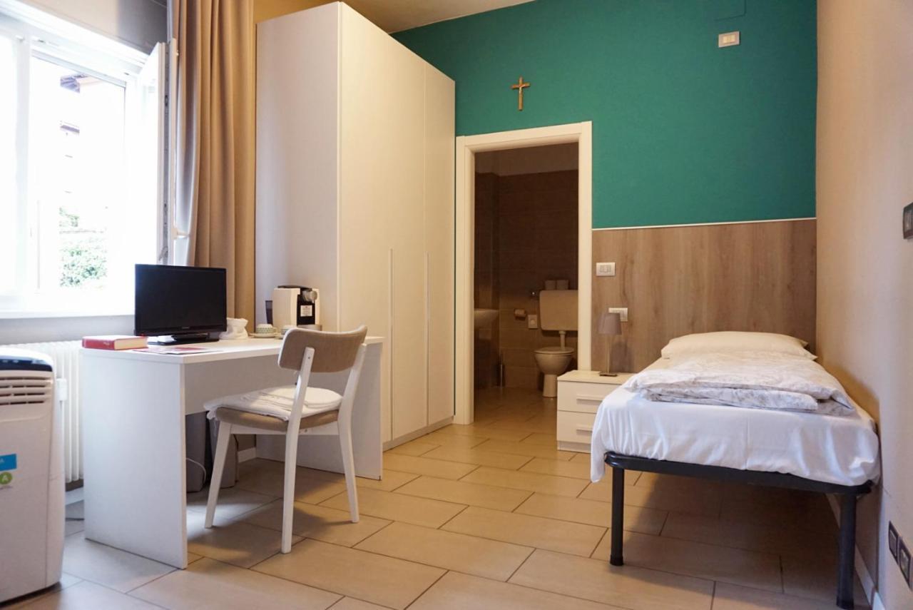 I Dodici Mesi Rooms&Apartments 特伦托 外观 照片
